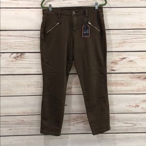 Jag jeans/capri Size 8 Regular midrise skinny leg
